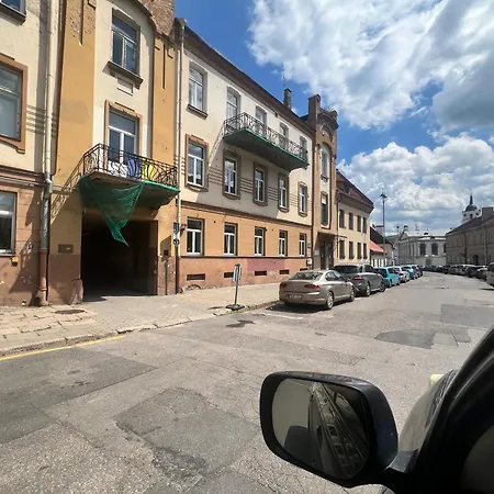 Old Town Jacuzzi Апартаменти